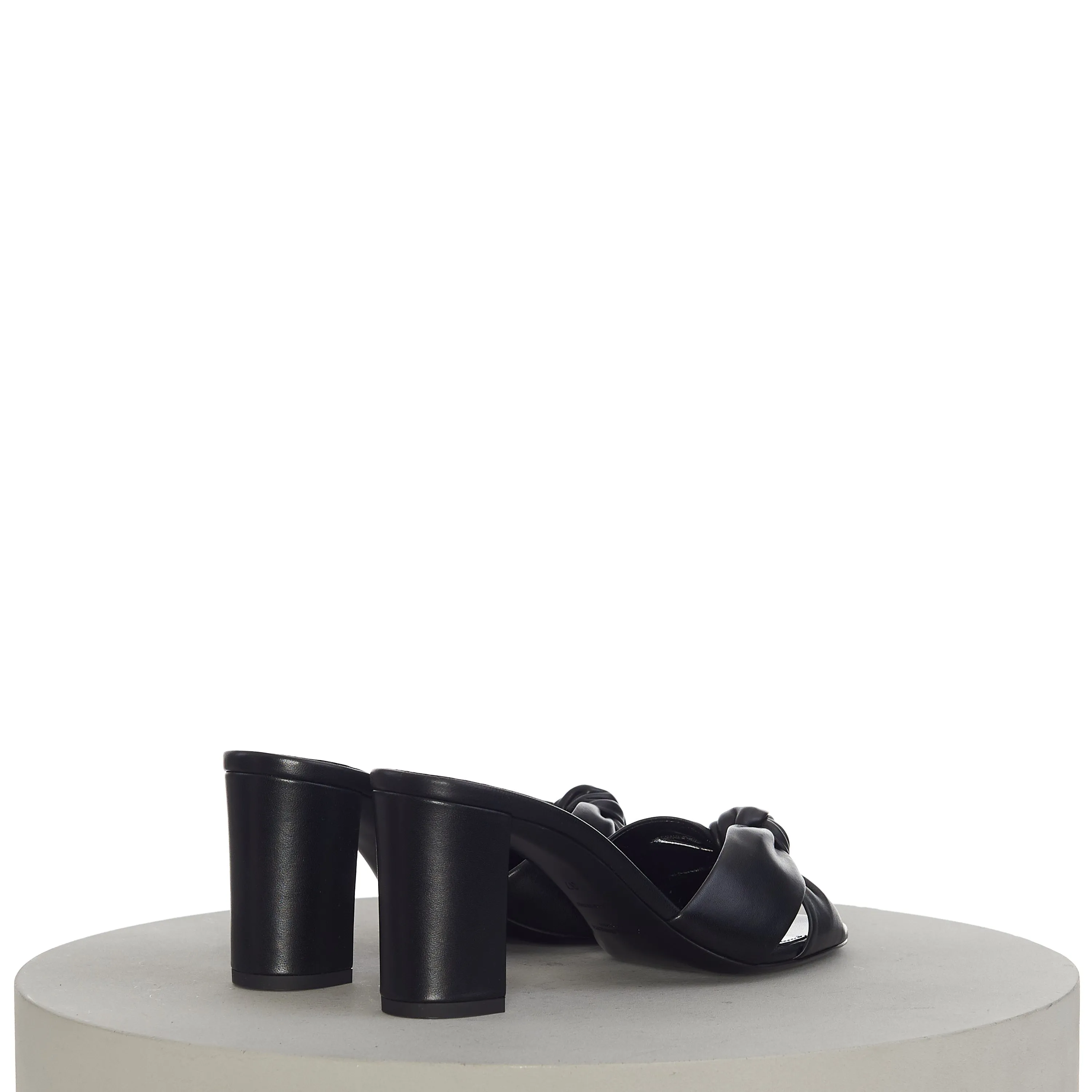 Bianca Mules With Crisscrossed Front Tied Knit In Black Leather