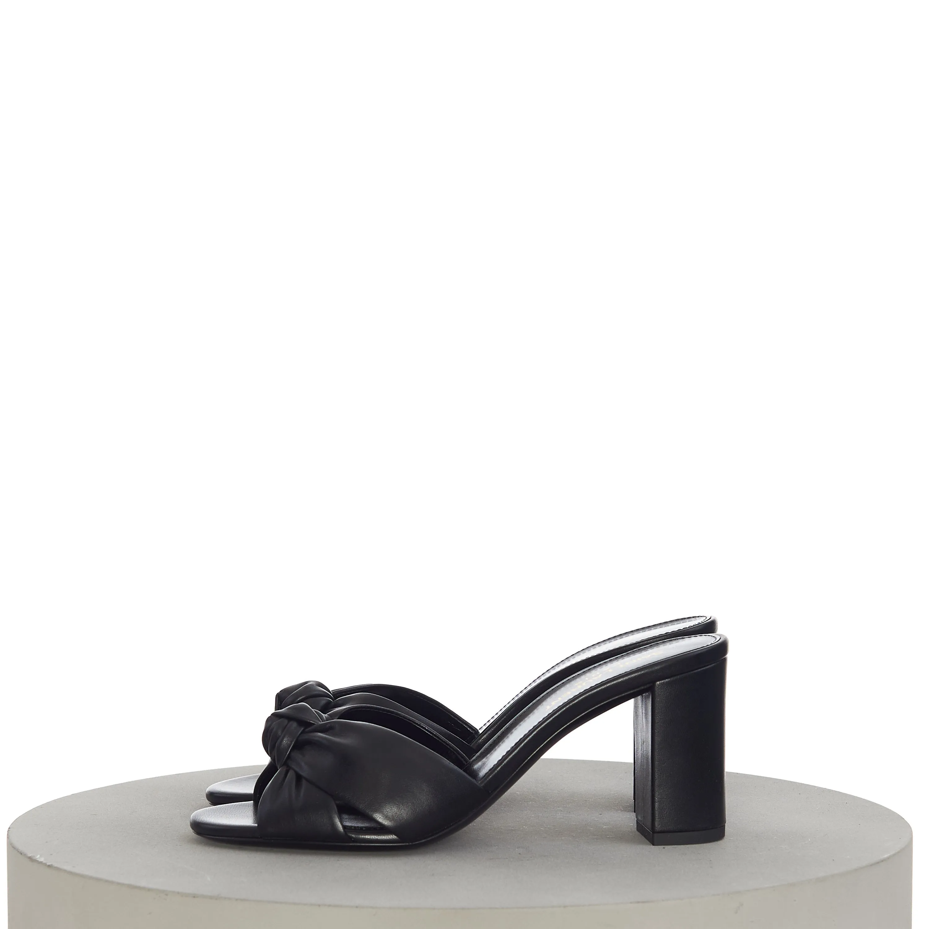 Bianca Mules With Crisscrossed Front Tied Knit In Black Leather