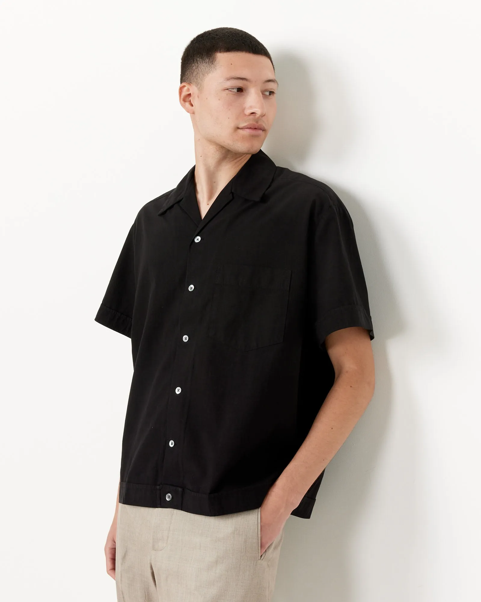 Men’s Stylish Black Bongo Poplin Shirt - Comfortable & Versatile Casual Wear