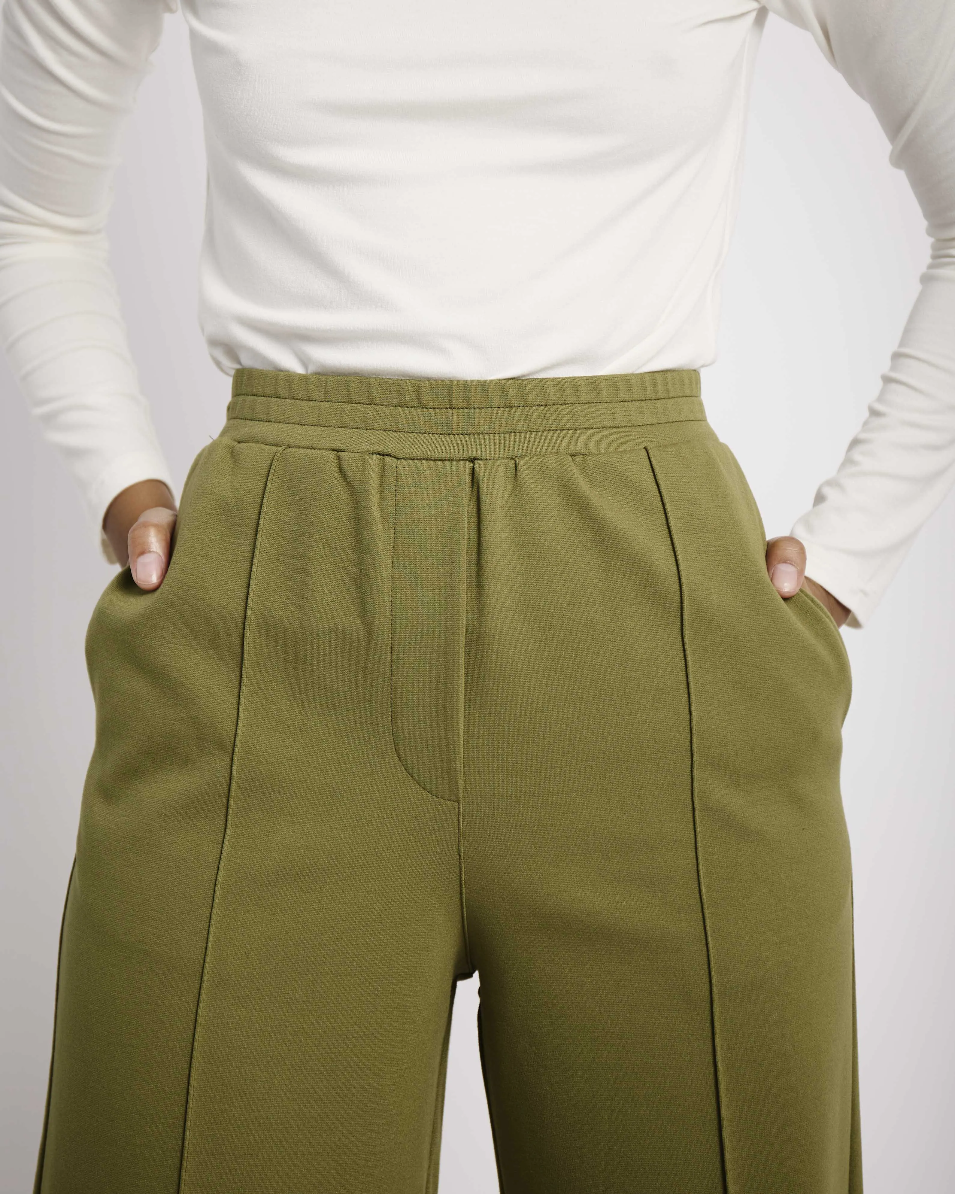 Casual Tailored Ponti Pants in Olive