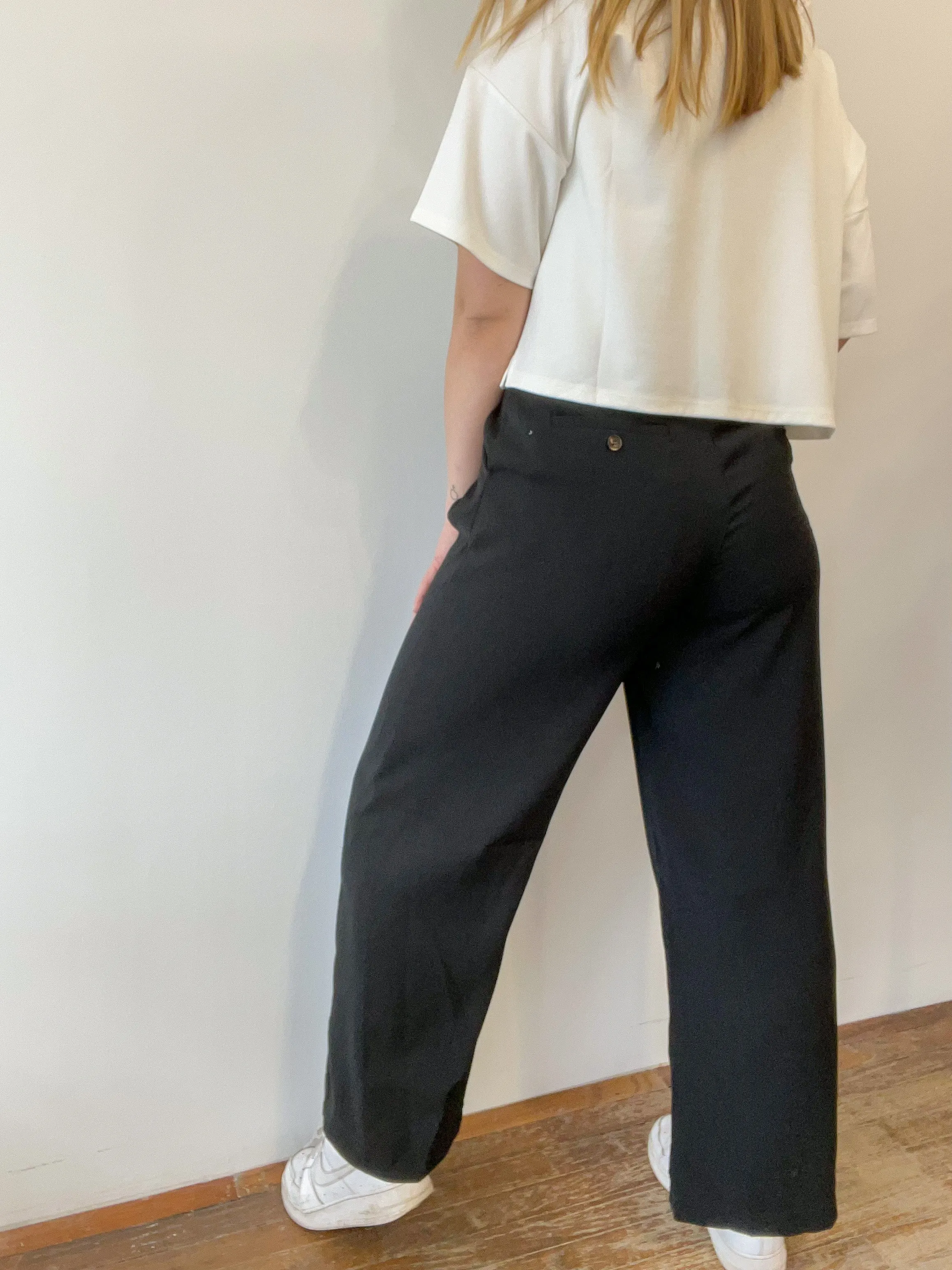 Chelsea Straight Leg Trousers in Black - FINAL SALE