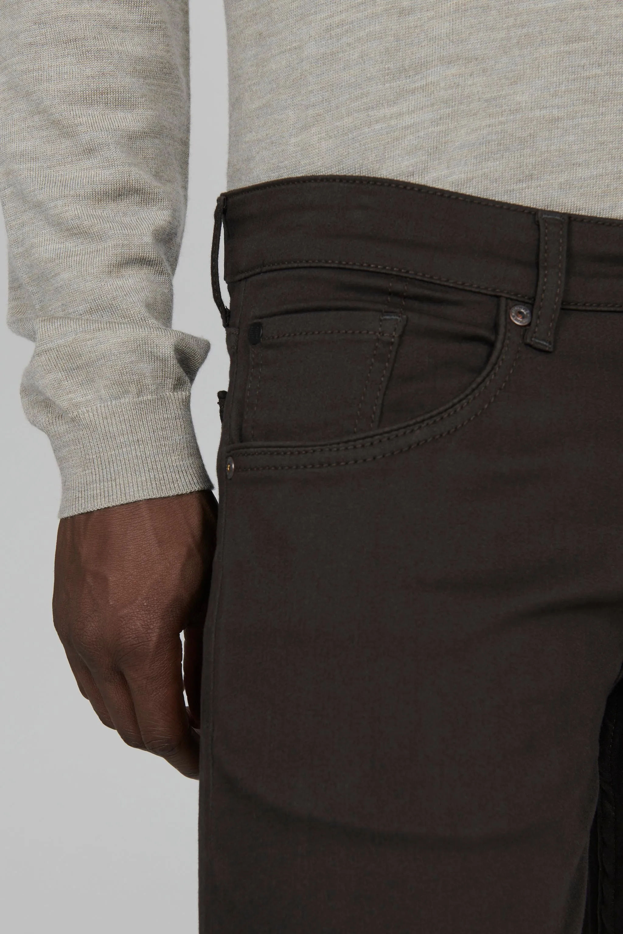 Matinique Pete Hybrid Pants Espresso